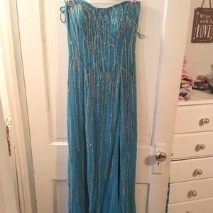 Alyce Designs/ Alyce Paris Blue Beaded Strapless Prom Dress Size 8/10
